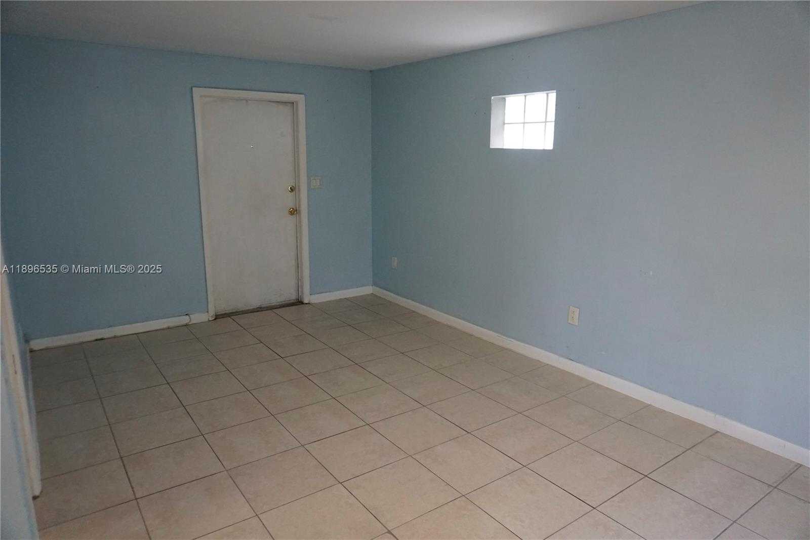 Small Image of 6200 FLETCHER ST, Hollywood Number 18