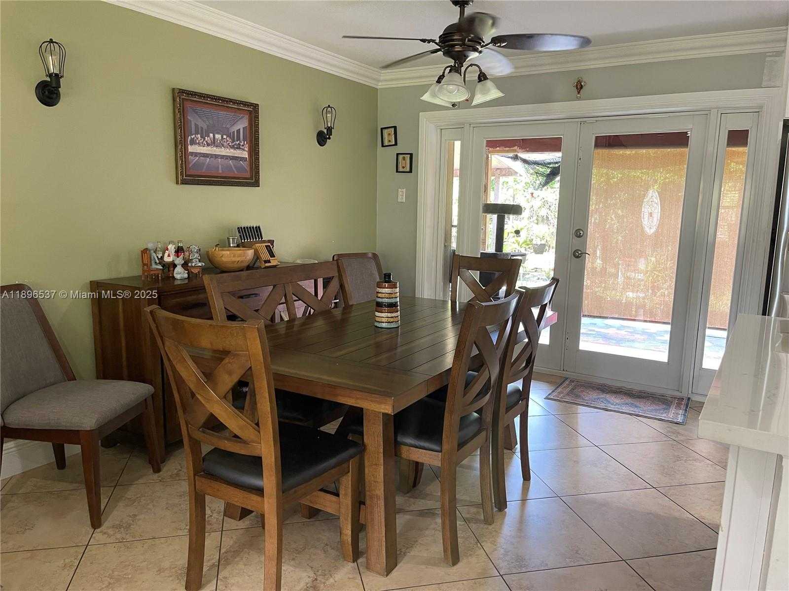 Small Image of 1961 36 AVENUE, Fort Lauderdale Number 11