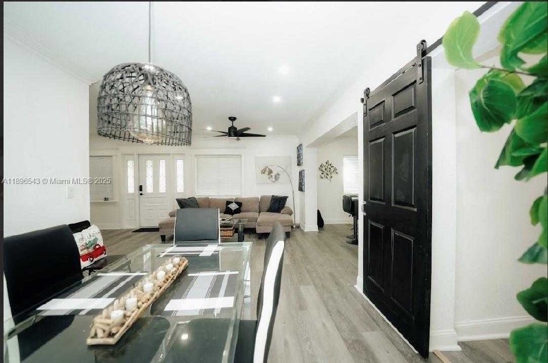 Small Image of 867 NORTH WEST 4TH AVE, Homestead Number 12