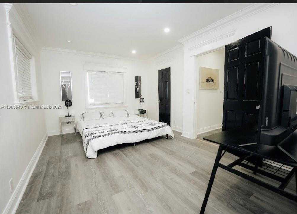 Small Image of 867 NORTH WEST 4TH AVE, Homestead Number 7