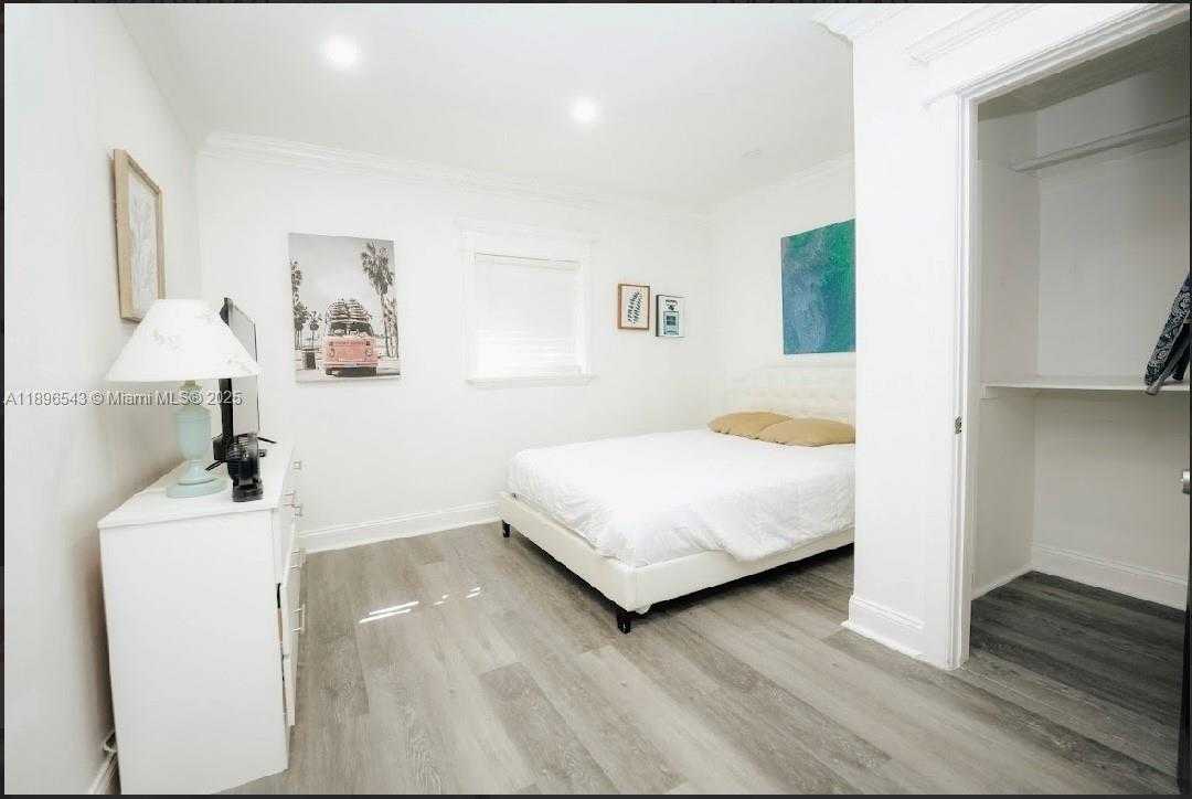 Small Image of 867 NORTH WEST 4TH AVE, Homestead Number 9