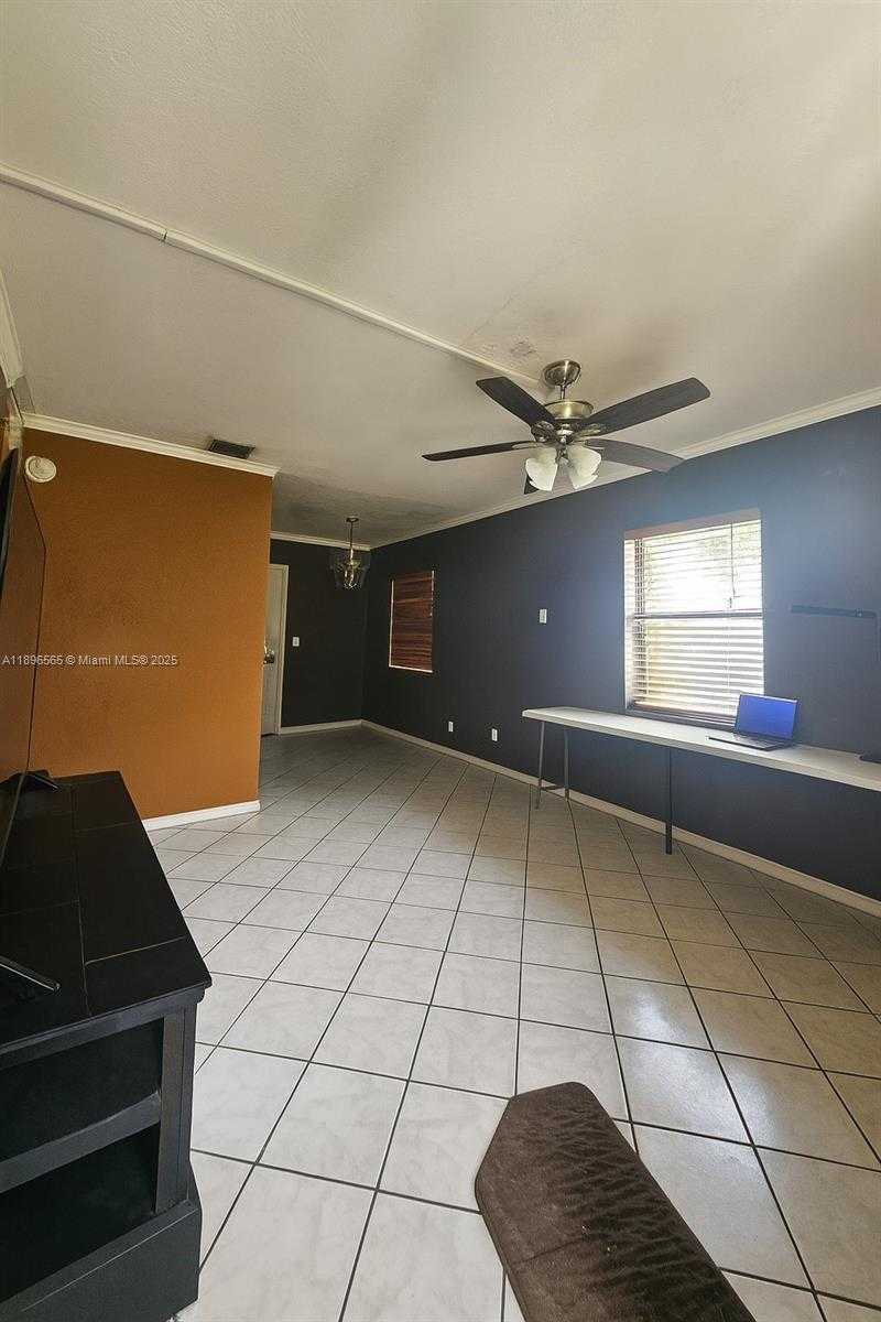 Small Image of 15770 NORTH WEST 17TH PL, Miami Gardens Number 12