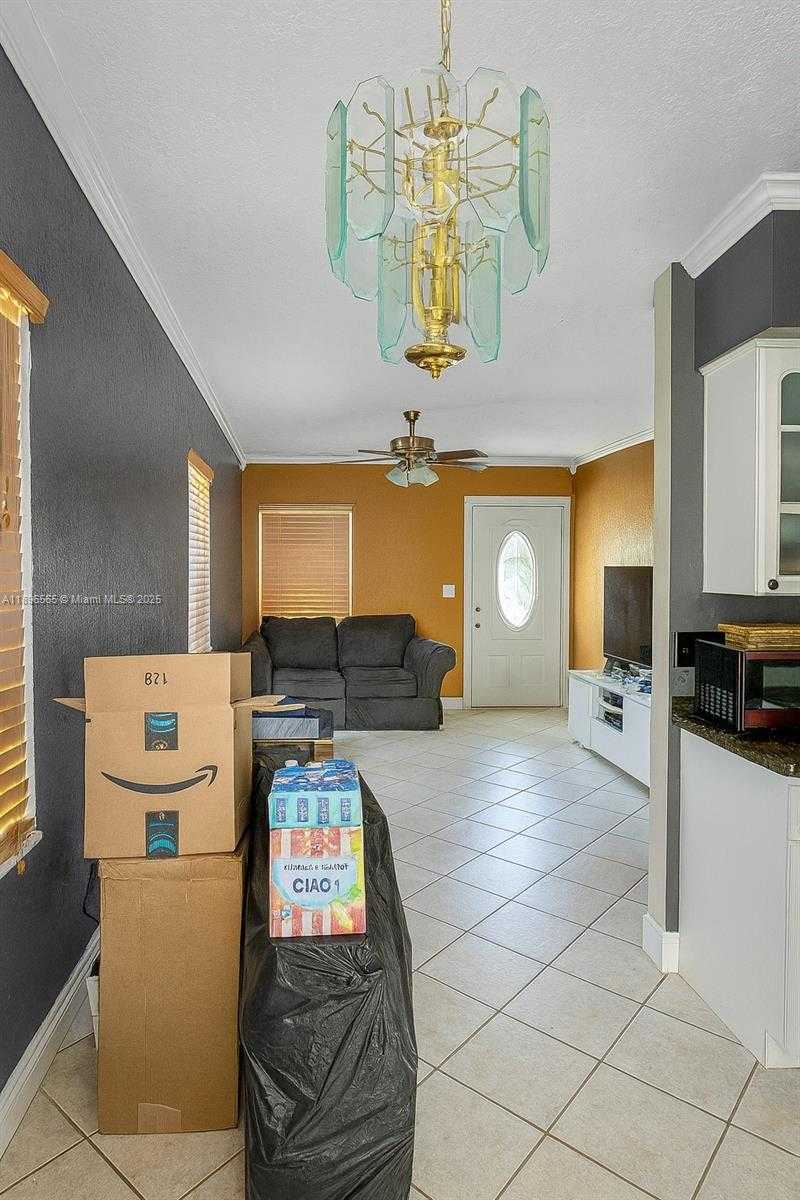 Small Image of 15770 NORTH WEST 17TH PL, Miami Gardens Number 14