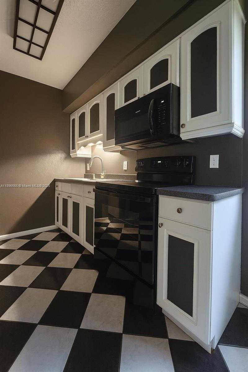 Small Image of 15770 NORTH WEST 17TH PL, Miami Gardens Number 15