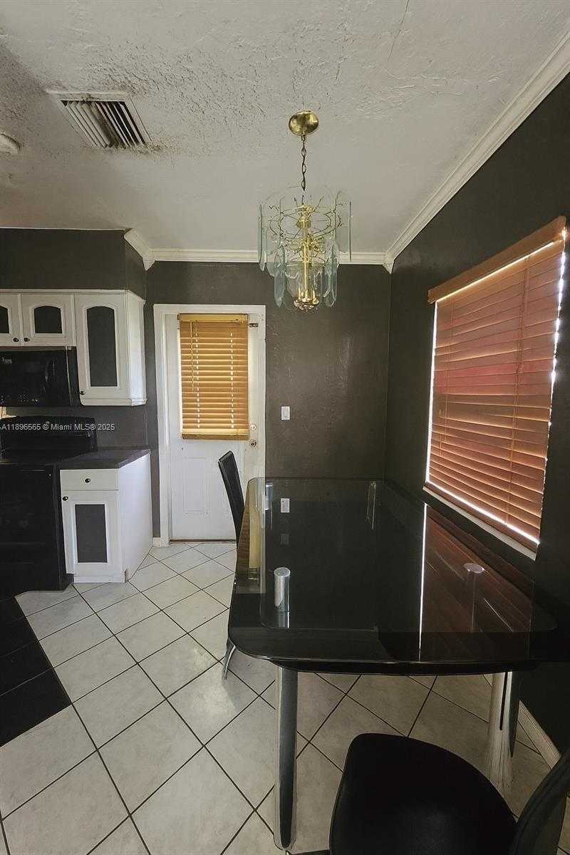 Small Image of 15770 NORTH WEST 17TH PL, Miami Gardens Number 17