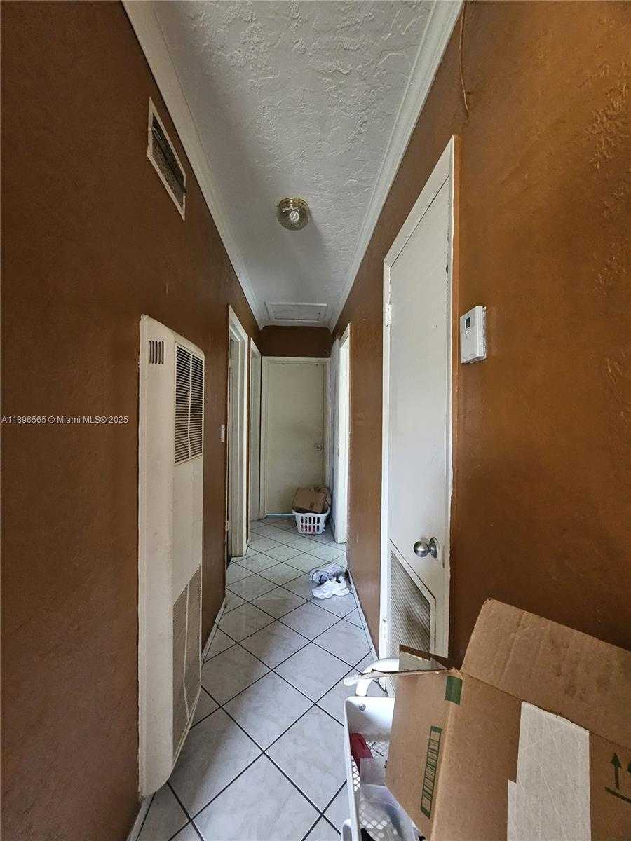 Small Image of 15770 NORTH WEST 17TH PL, Miami Gardens Number 18