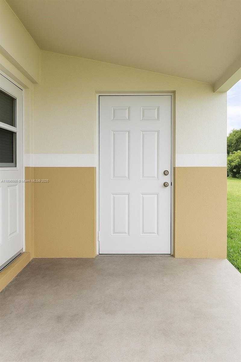 Small Image of 15770 NORTH WEST 17TH PL, Miami Gardens Number 6