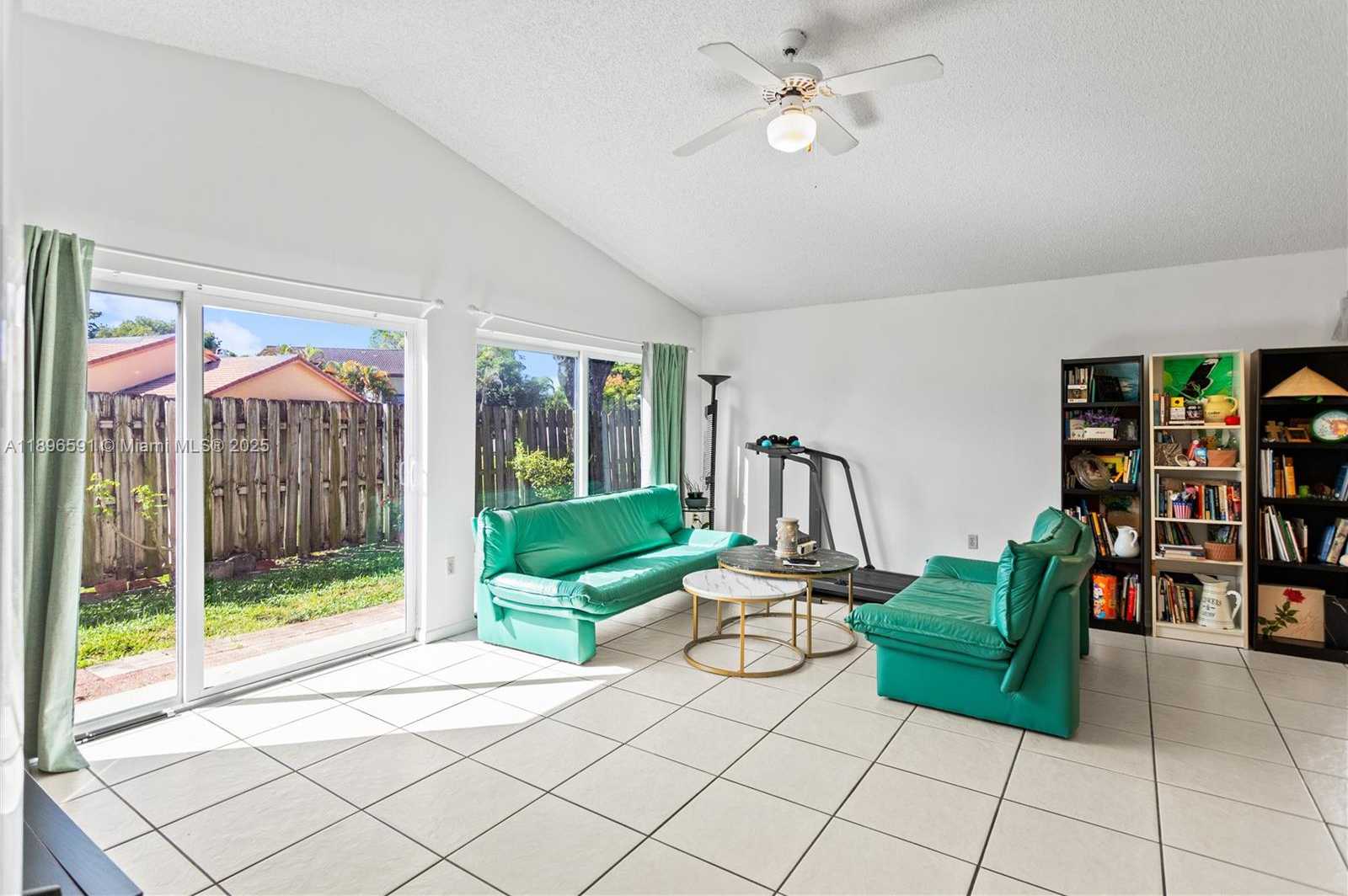 Small Image of 6090 NORTH WEST 179TH TER, Hialeah Number 12