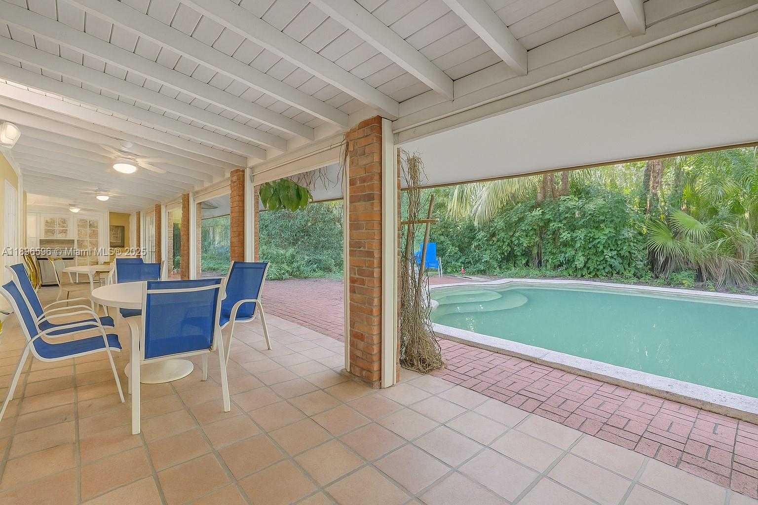 Small Image of 15000 OLD CUTLER RD, Palmetto Bay Number 14