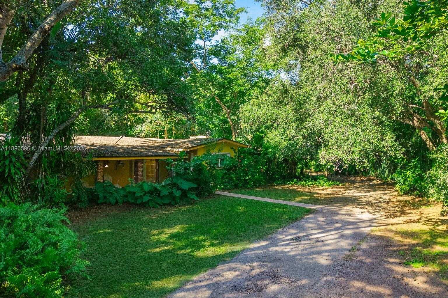 Small Image of 15000 OLD CUTLER RD, Palmetto Bay Number 23