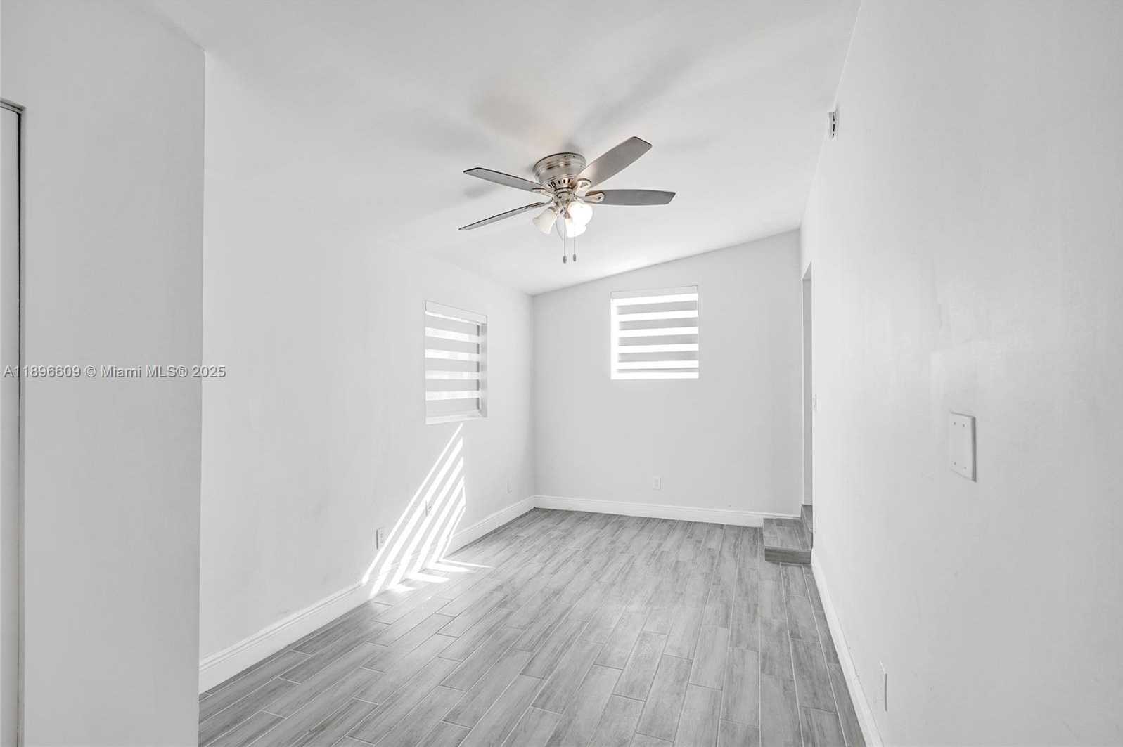 Small Image of 119 SOUTH WEST 22ND AVE, Fort Lauderdale Number 18