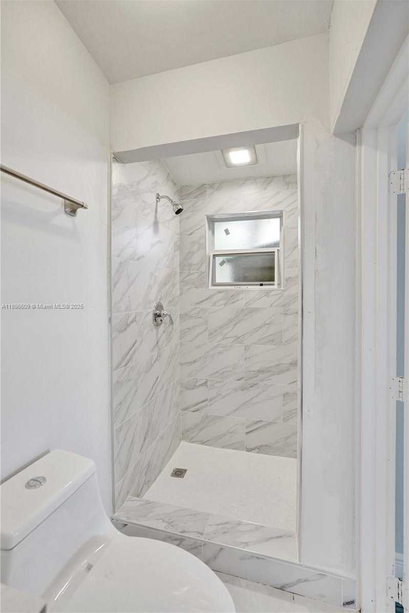 Small Image of 119 SOUTH WEST 22ND AVE, Fort Lauderdale Number 19