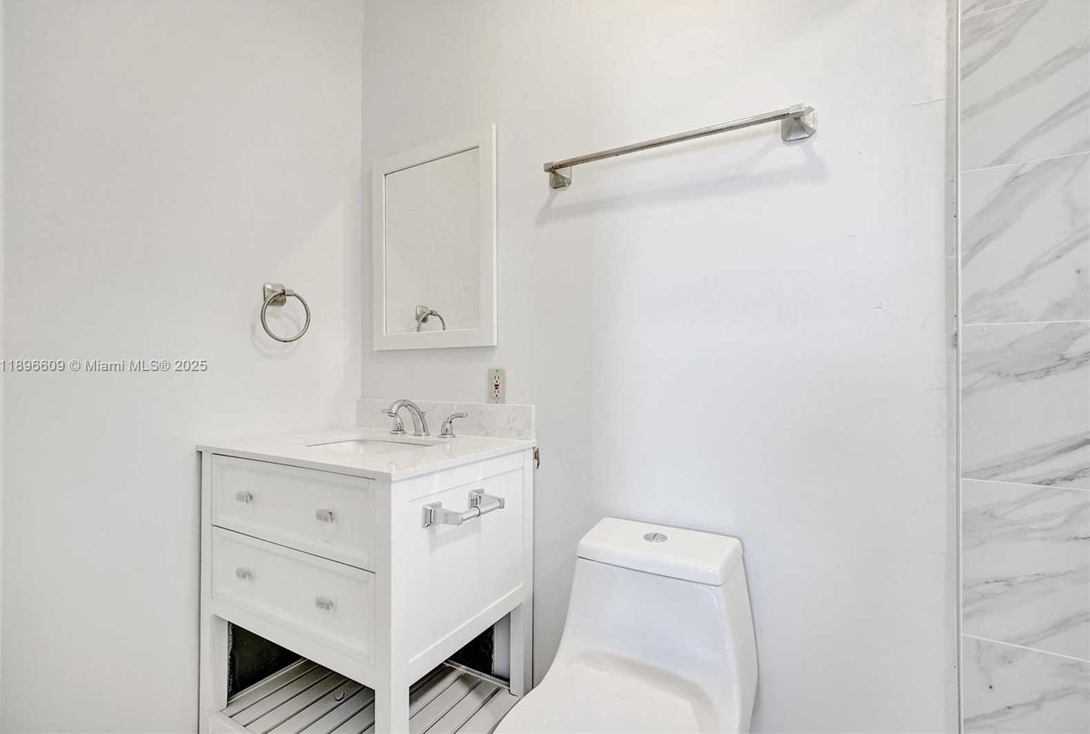Small Image of 119 SOUTH WEST 22ND AVE, Fort Lauderdale Number 20