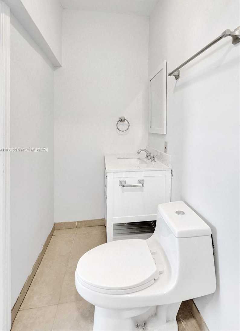 Small Image of 119 SOUTH WEST 22ND AVE, Fort Lauderdale Number 21