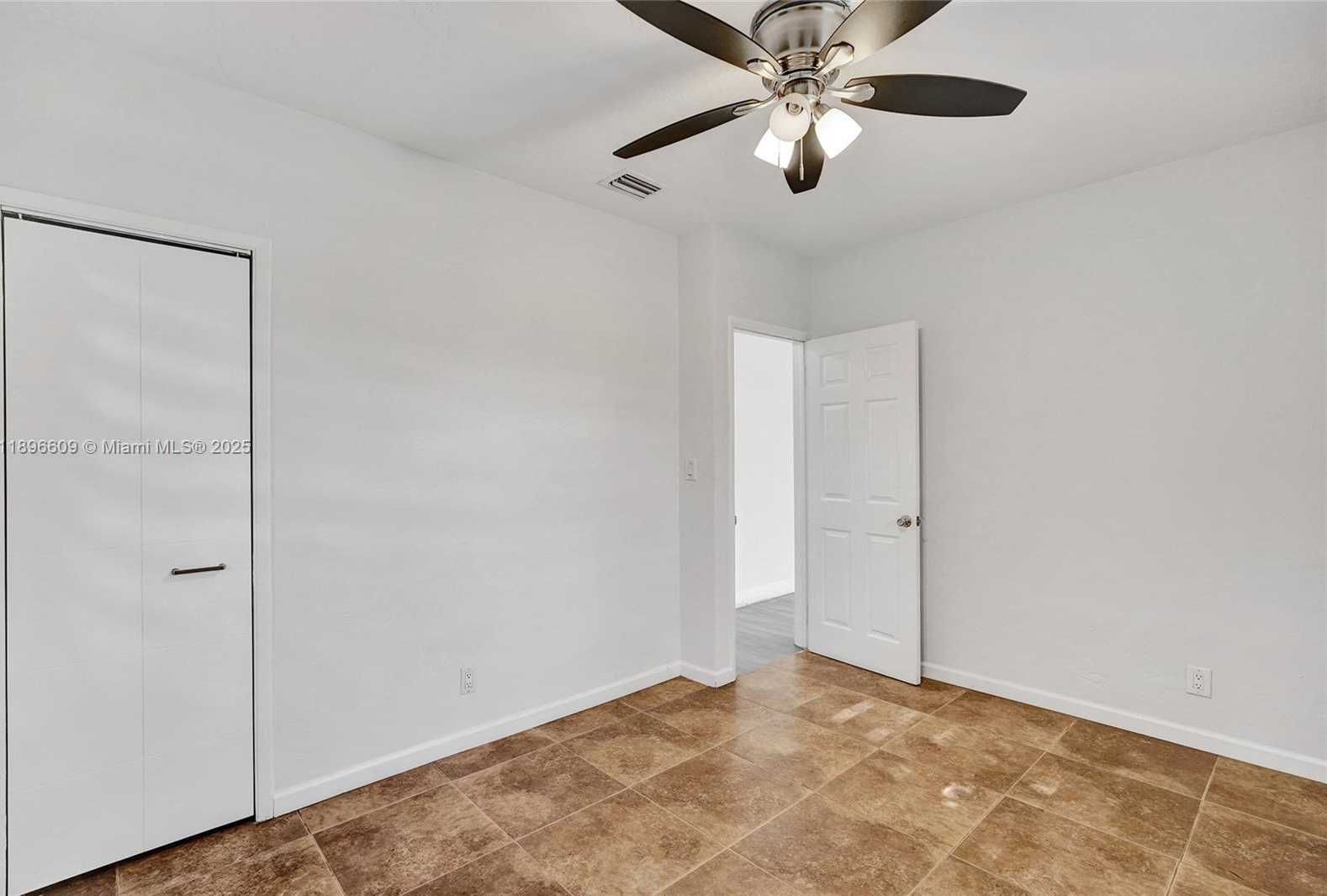 Small Image of 119 SOUTH WEST 22ND AVE, Fort Lauderdale Number 27