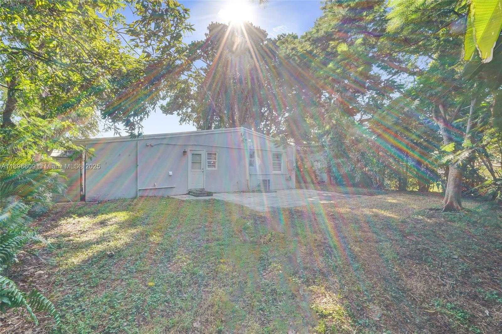 Small Image of 119 SOUTH WEST 22ND AVE, Fort Lauderdale Number 34