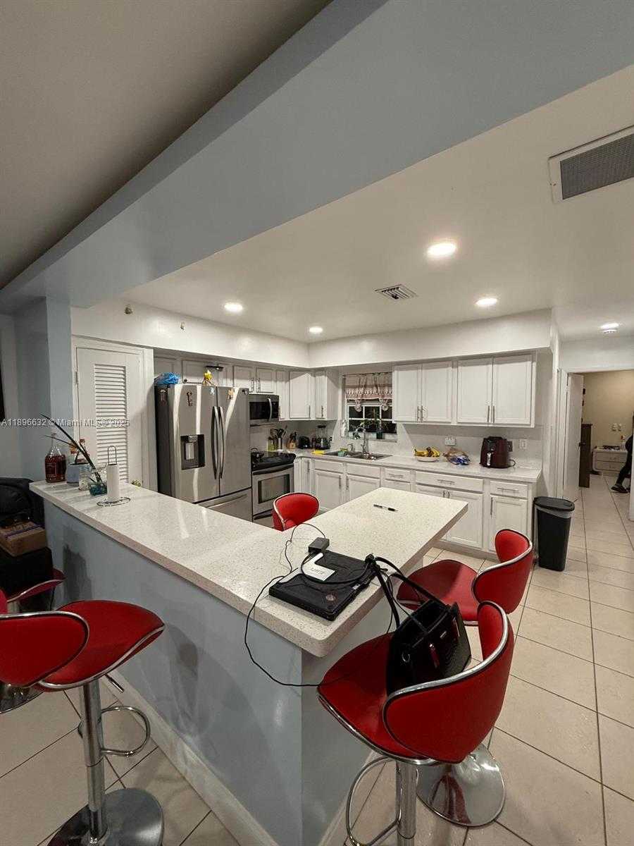 Small Image of 6922 SOUTH WEST 18TH CT, North Lauderdale Number 15