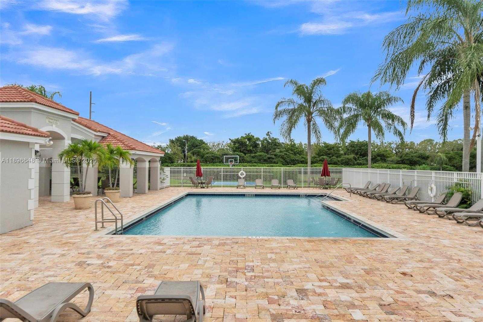Small Image of 362 BRIDGETON RD, Weston Number 45