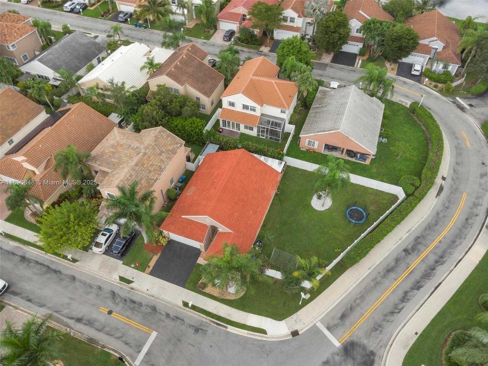 Small Image of 362 BRIDGETON RD, Weston Number 47
