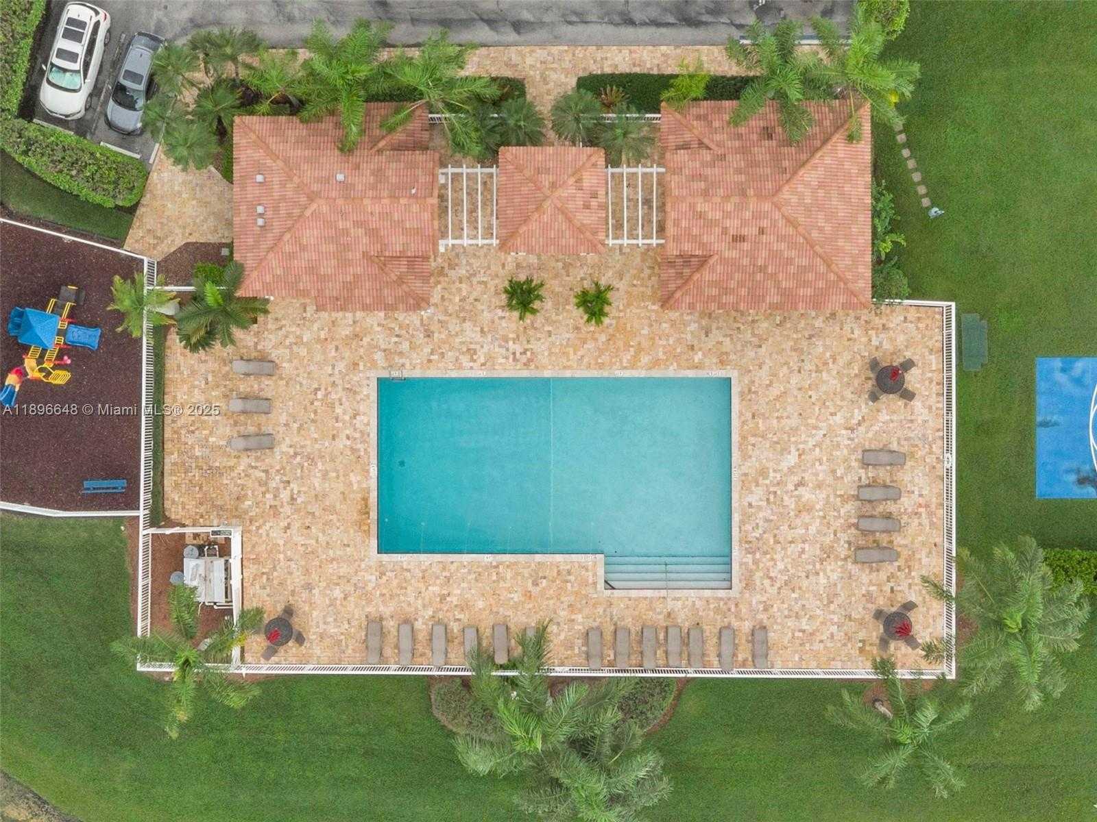 Small Image of 362 BRIDGETON RD, Weston Number 52
