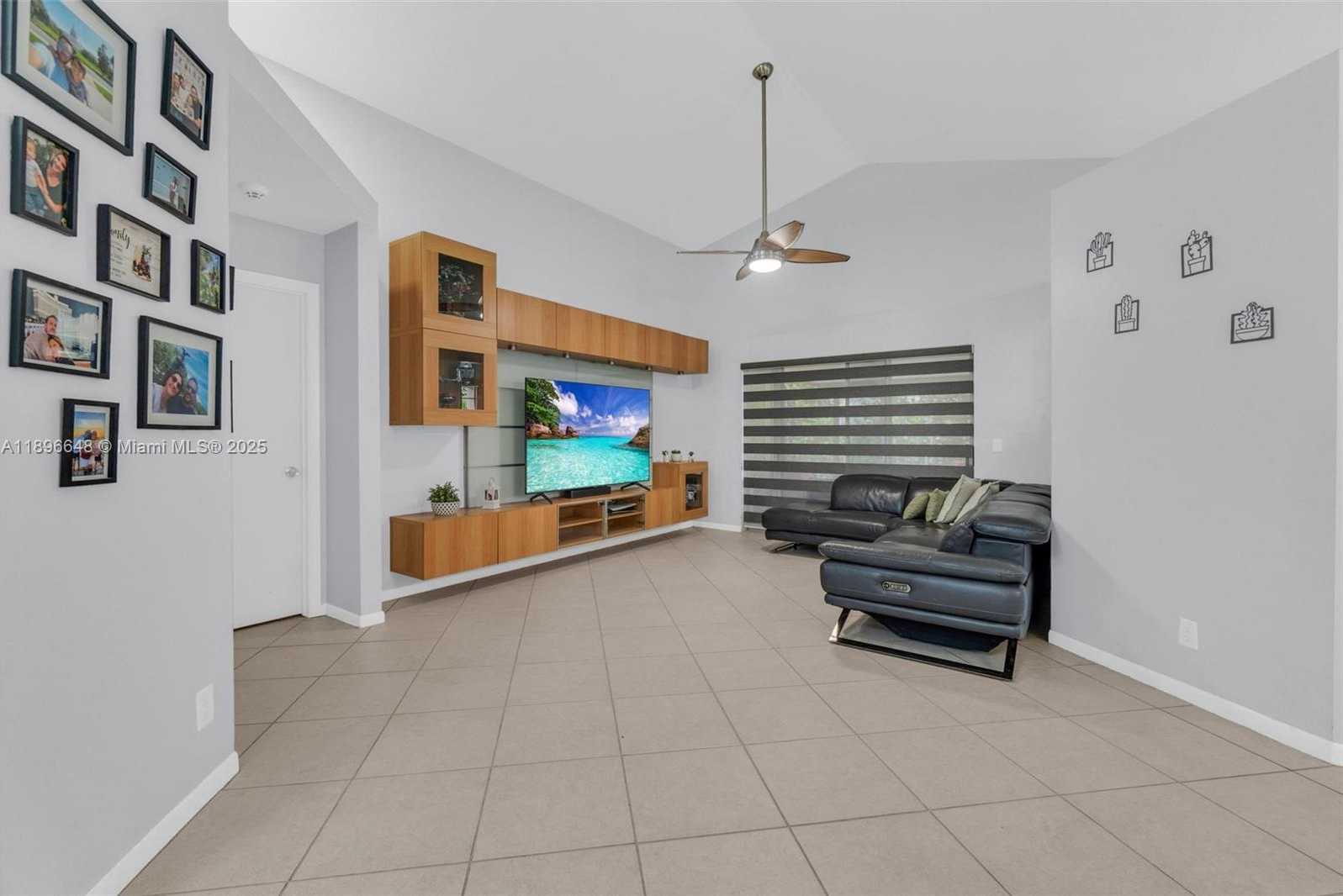 Small Image of 362 BRIDGETON RD, Weston Number 6