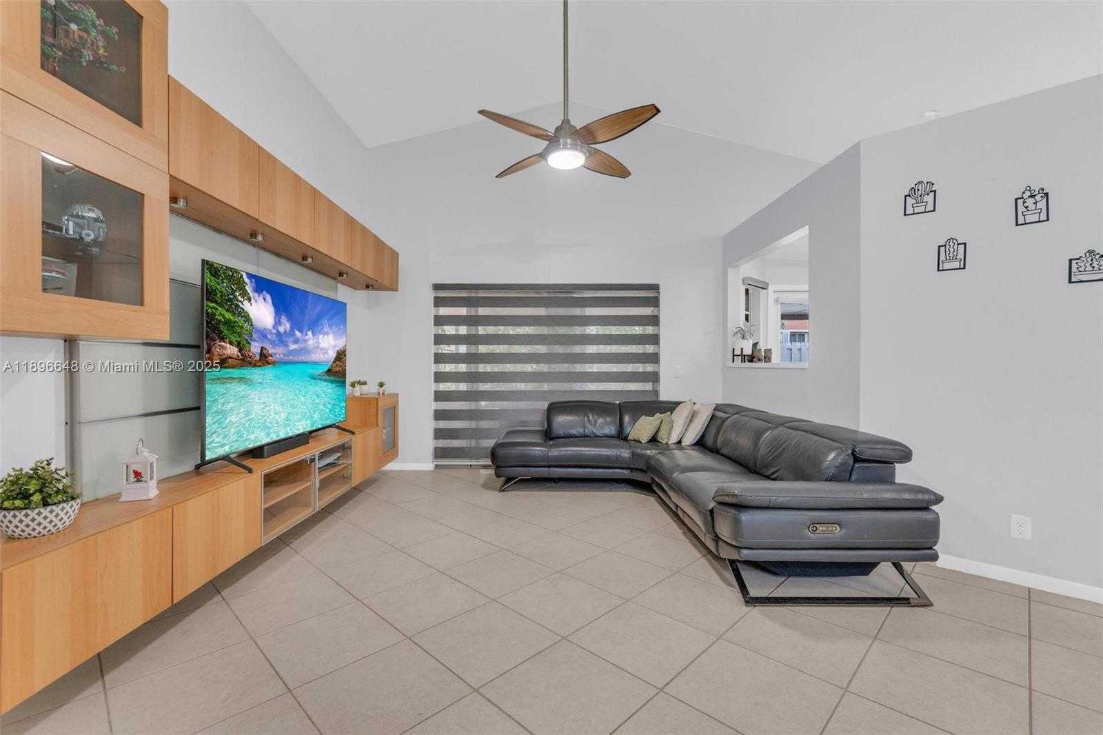 Small Image of 362 BRIDGETON RD, Weston Number 8