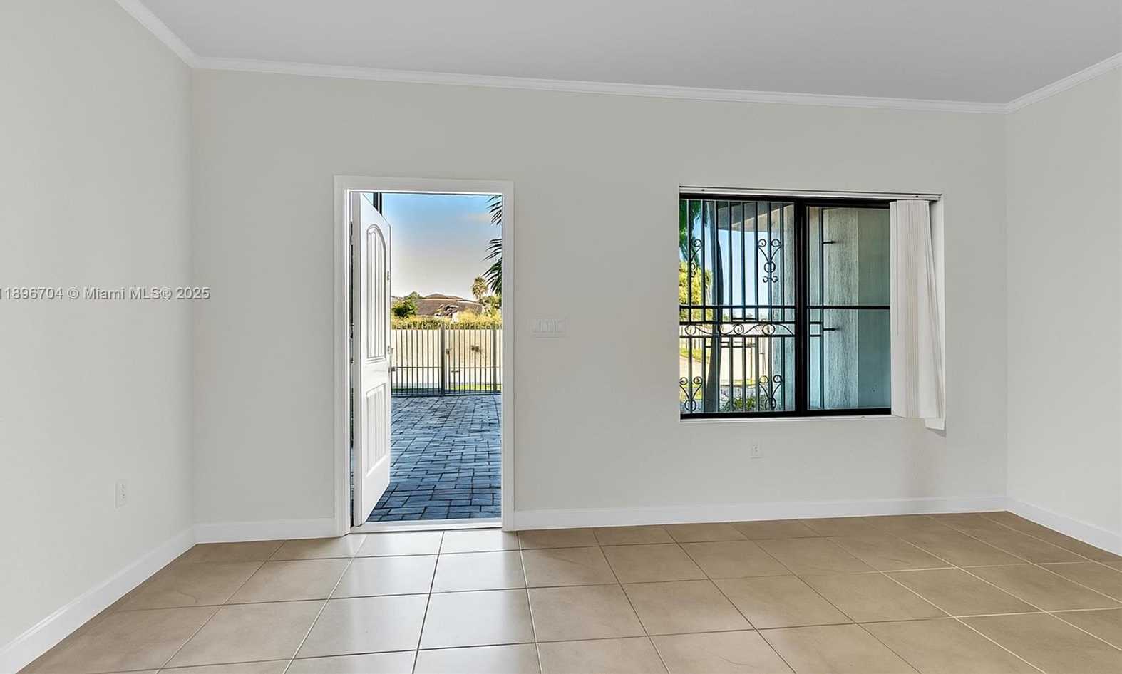 Small Image of 27109 SOUTH WEST 133RD CT, Homestead Number 11
