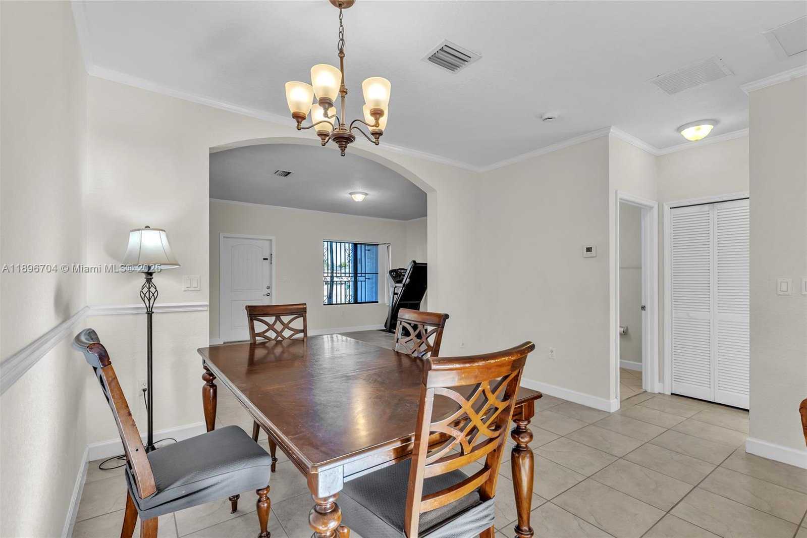 Small Image of 27109 SOUTH WEST 133RD CT, Homestead Number 19