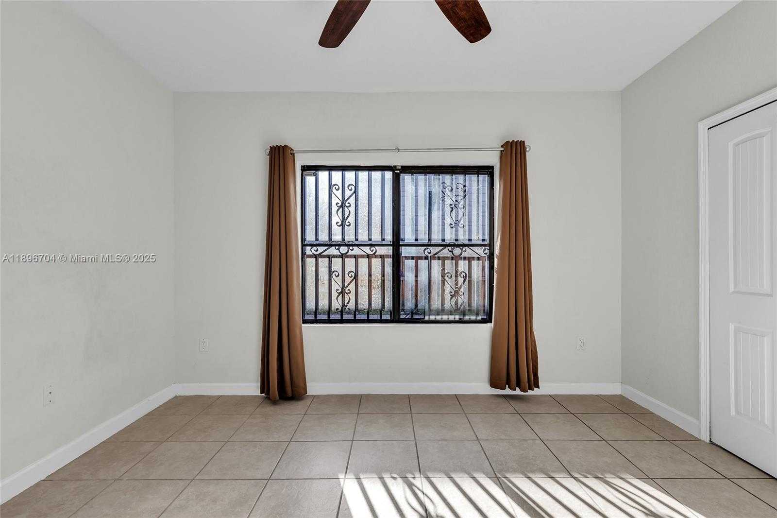 Small Image of 27109 SOUTH WEST 133RD CT, Homestead Number 25