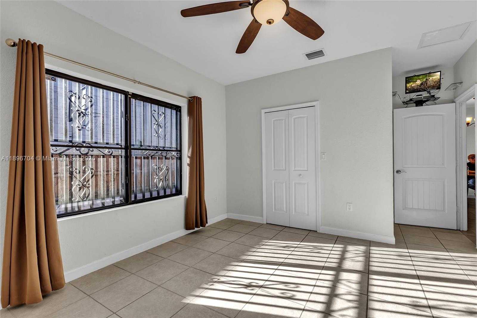 Small Image of 27109 SOUTH WEST 133RD CT, Homestead Number 26