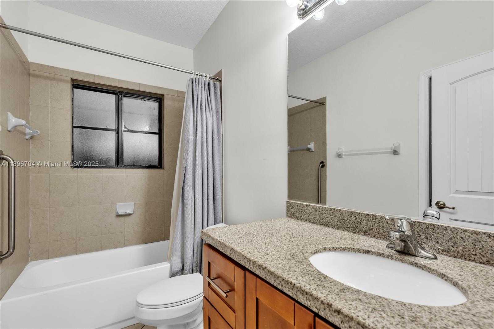 Small Image of 27109 SOUTH WEST 133RD CT, Homestead Number 37