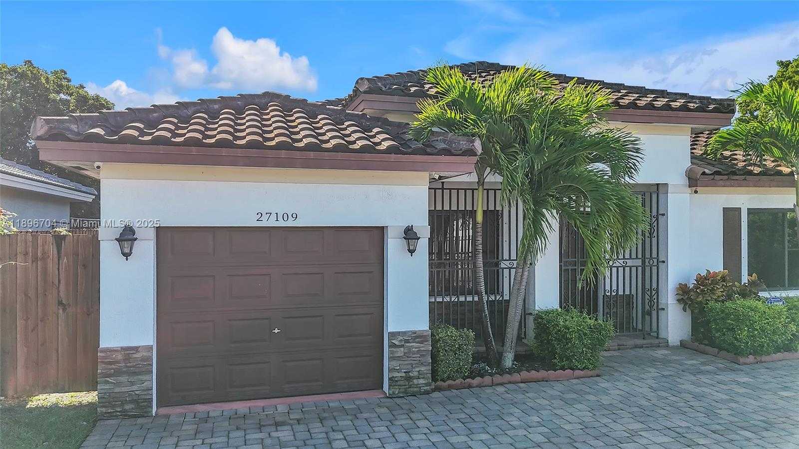 Small Image of 27109 SOUTH WEST 133RD CT, Homestead Number 5