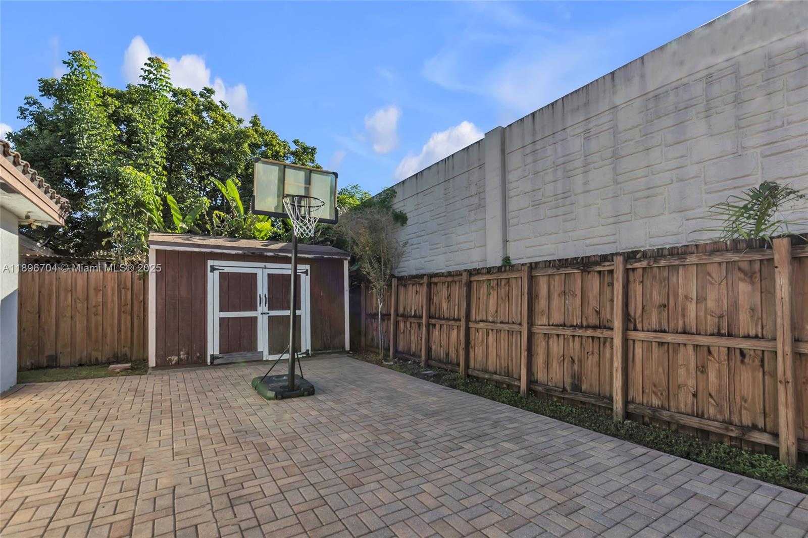 Small Image of 27109 SOUTH WEST 133RD CT, Homestead Number 9