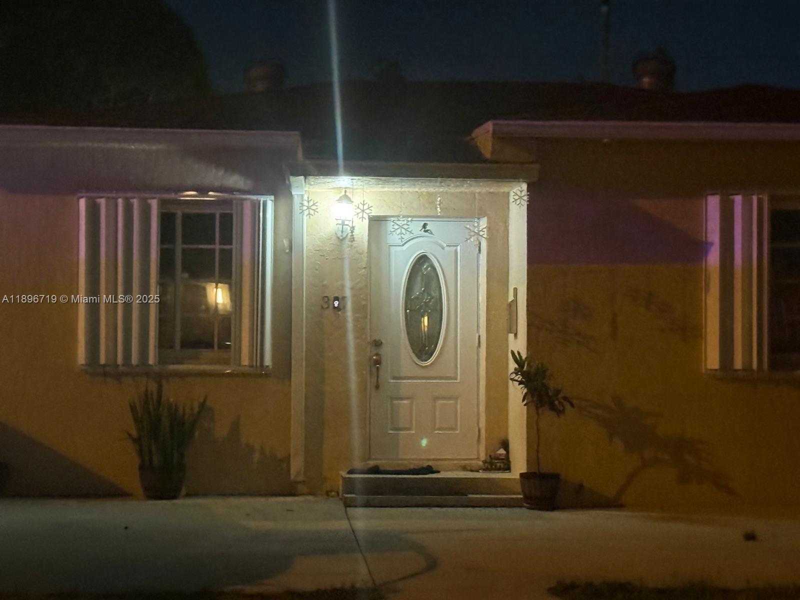 Small Image of 317 EAST 20TH ST, Hialeah Number 3
