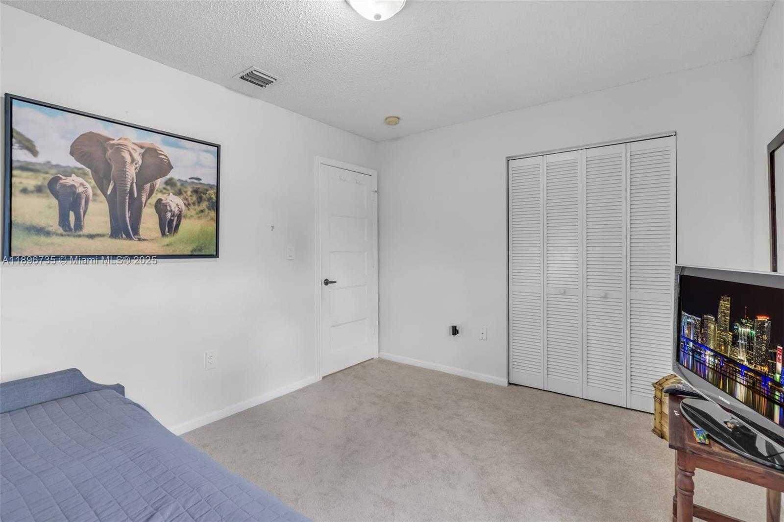 Small Image of 18536 NORTH WEST 56TH PL, Miami Gardens Number 17