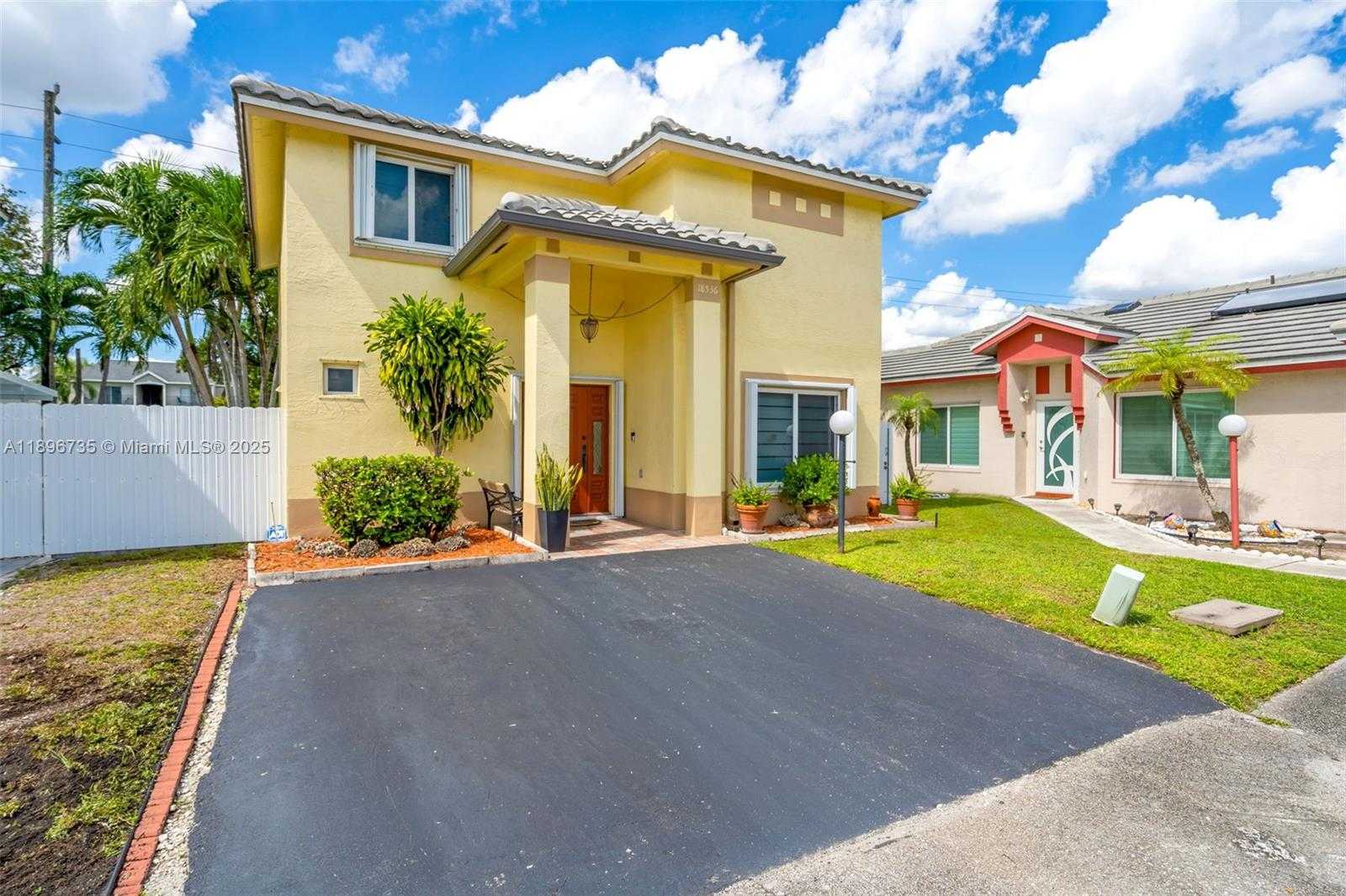 Small Image of 18536 NORTH WEST 56TH PL, Miami Gardens Number 2