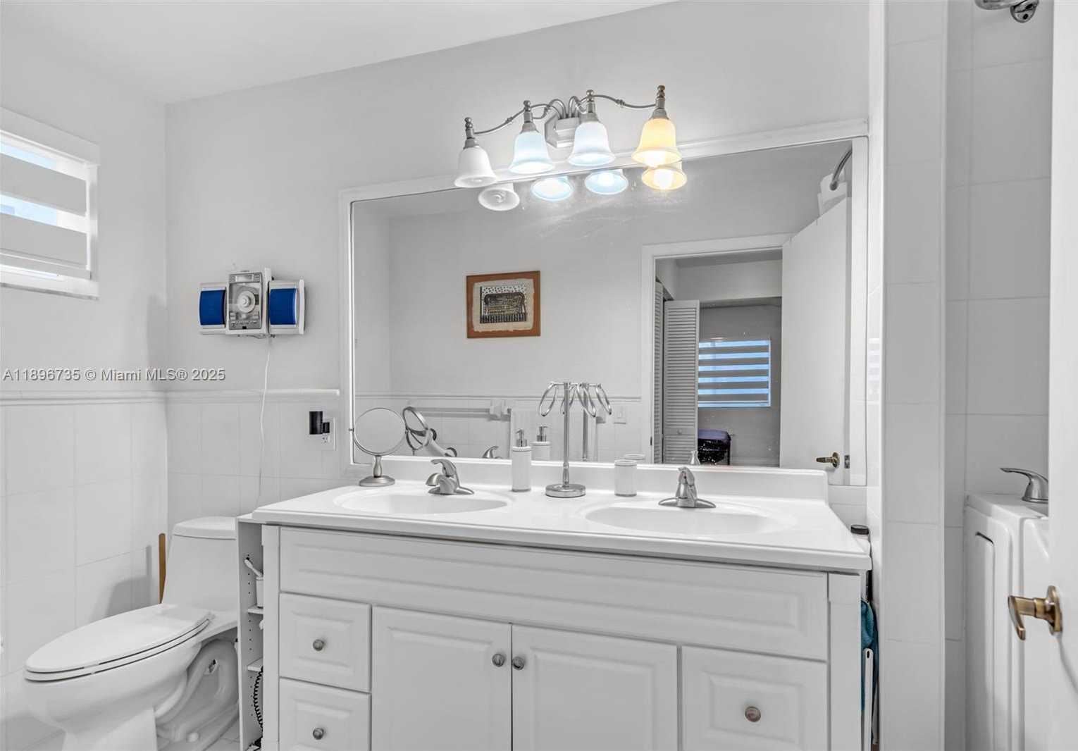 Small Image of 18536 NORTH WEST 56TH PL, Miami Gardens Number 21