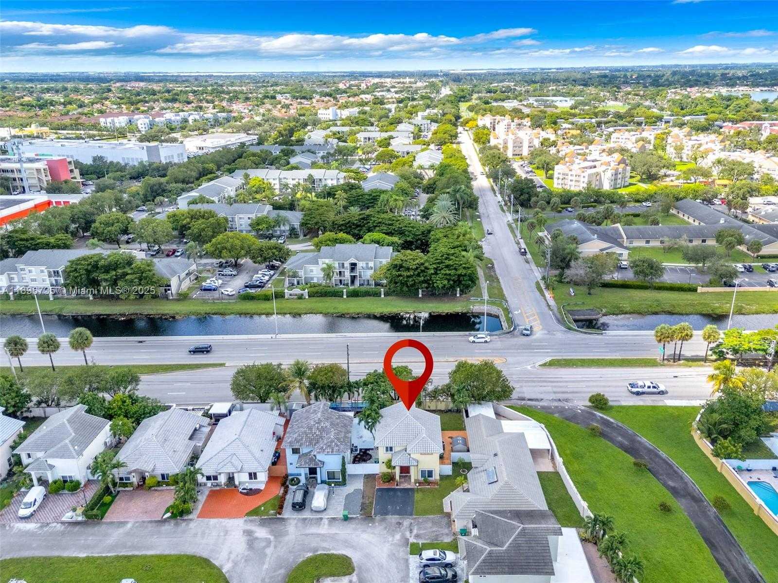 Small Image of 18536 NORTH WEST 56TH PL, Miami Gardens Number 27
