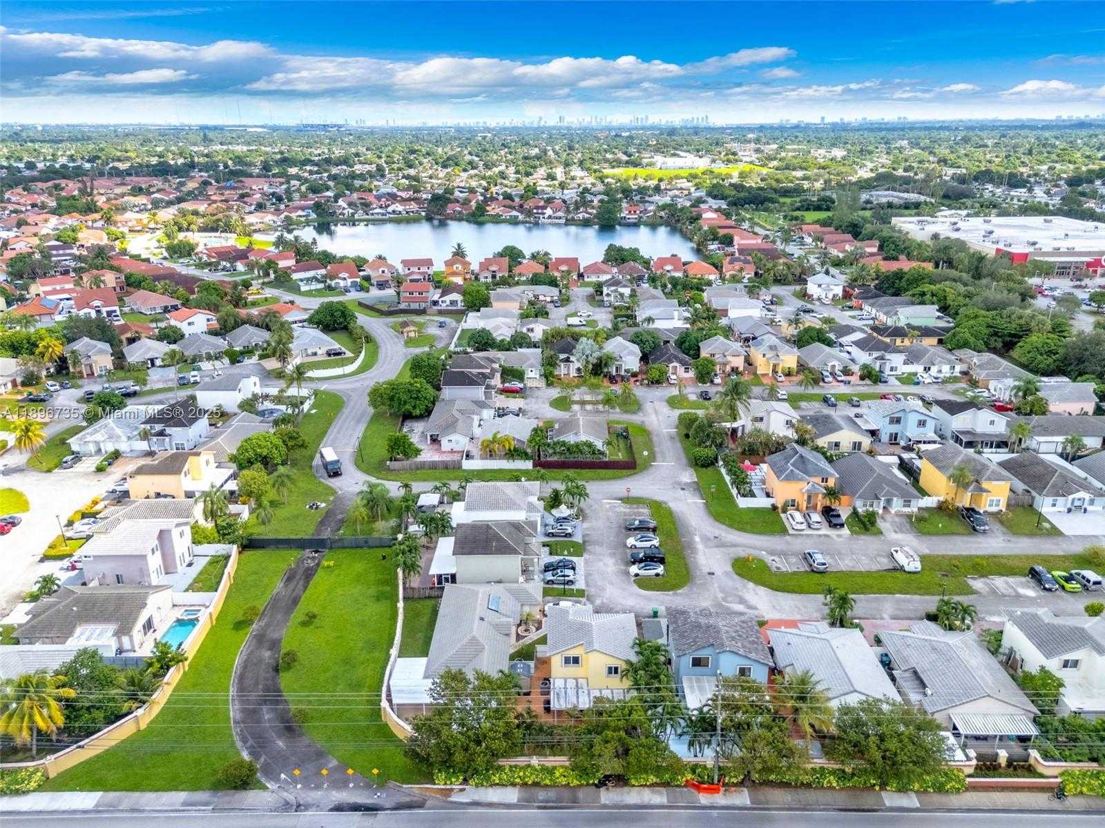 Small Image of 18536 NORTH WEST 56TH PL, Miami Gardens Number 29