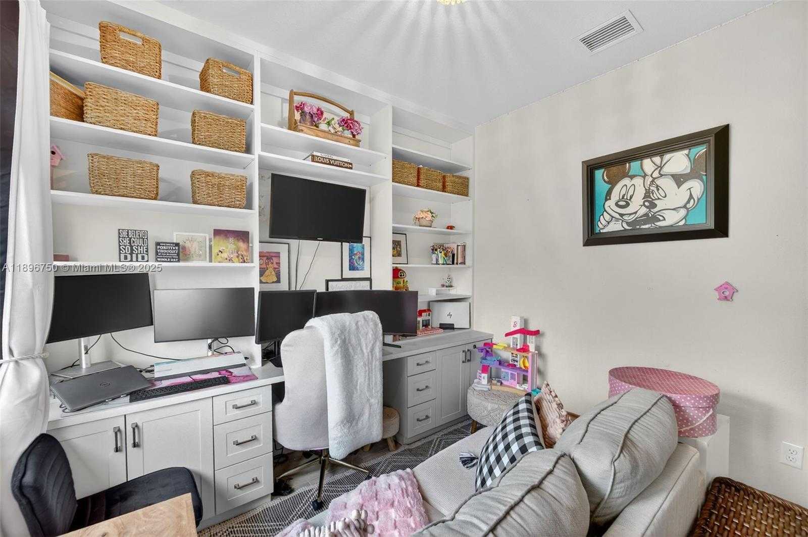 Small Image of 23351 SOUTH WEST 106TH PL, Homestead Number 15