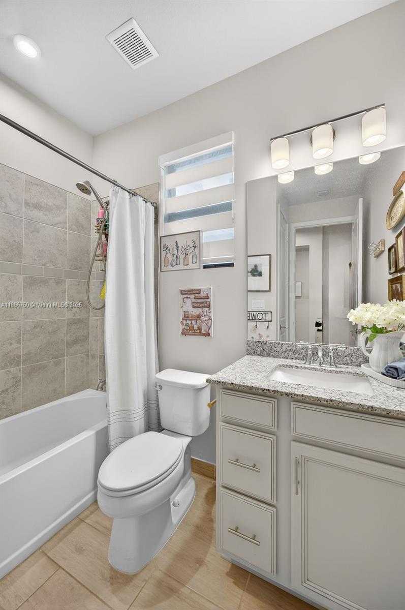 Small Image of 23351 SOUTH WEST 106TH PL, Homestead Number 18