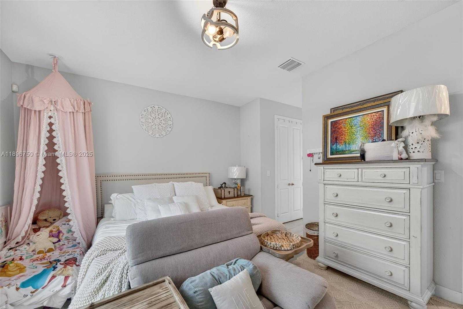 Small Image of 23351 SOUTH WEST 106TH PL, Homestead Number 33