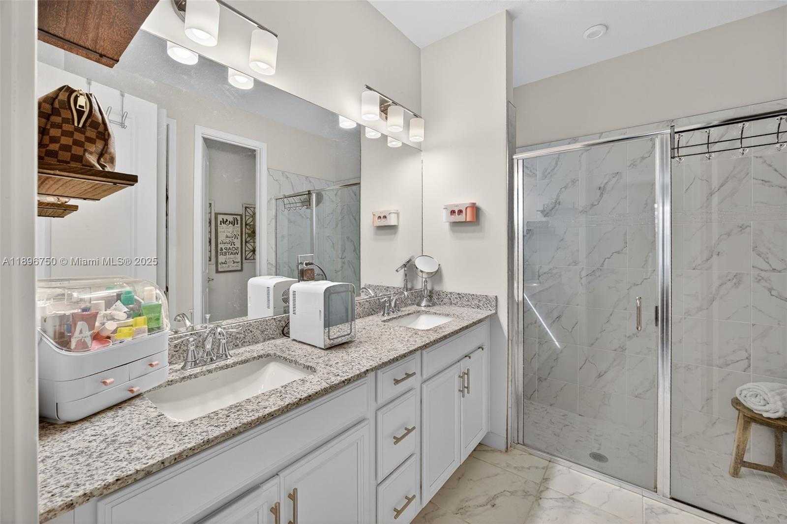 Small Image of 23351 SOUTH WEST 106TH PL, Homestead Number 35