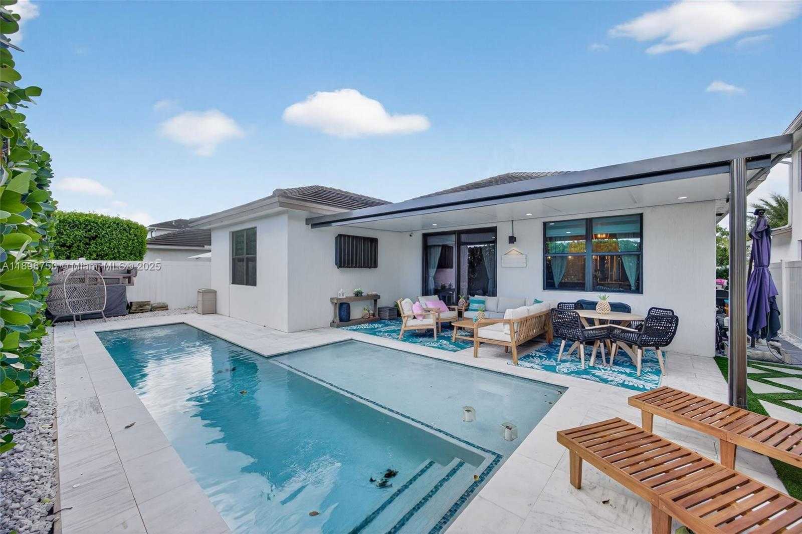 Small Image of 23351 SOUTH WEST 106TH PL, Homestead Number 41