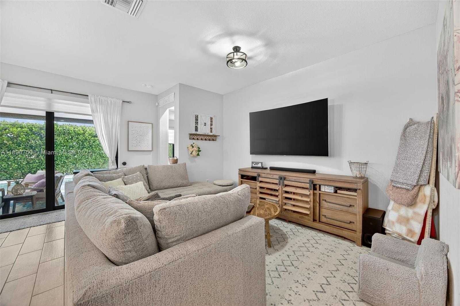 Small Image of 23351 SOUTH WEST 106TH PL, Homestead Number 6