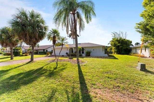 Small Image of 5024 SKYLINE BLVD, Cape Coral Number 16
