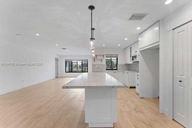 Small Image of 5024 SKYLINE BLVD, Cape Coral Number 20