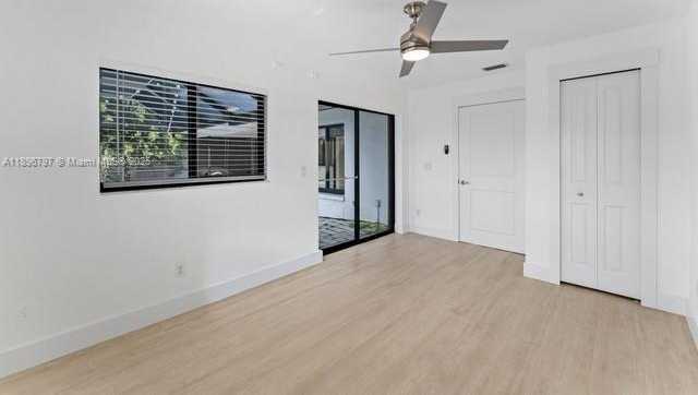 Small Image of 5024 SKYLINE BLVD, Cape Coral Number 32