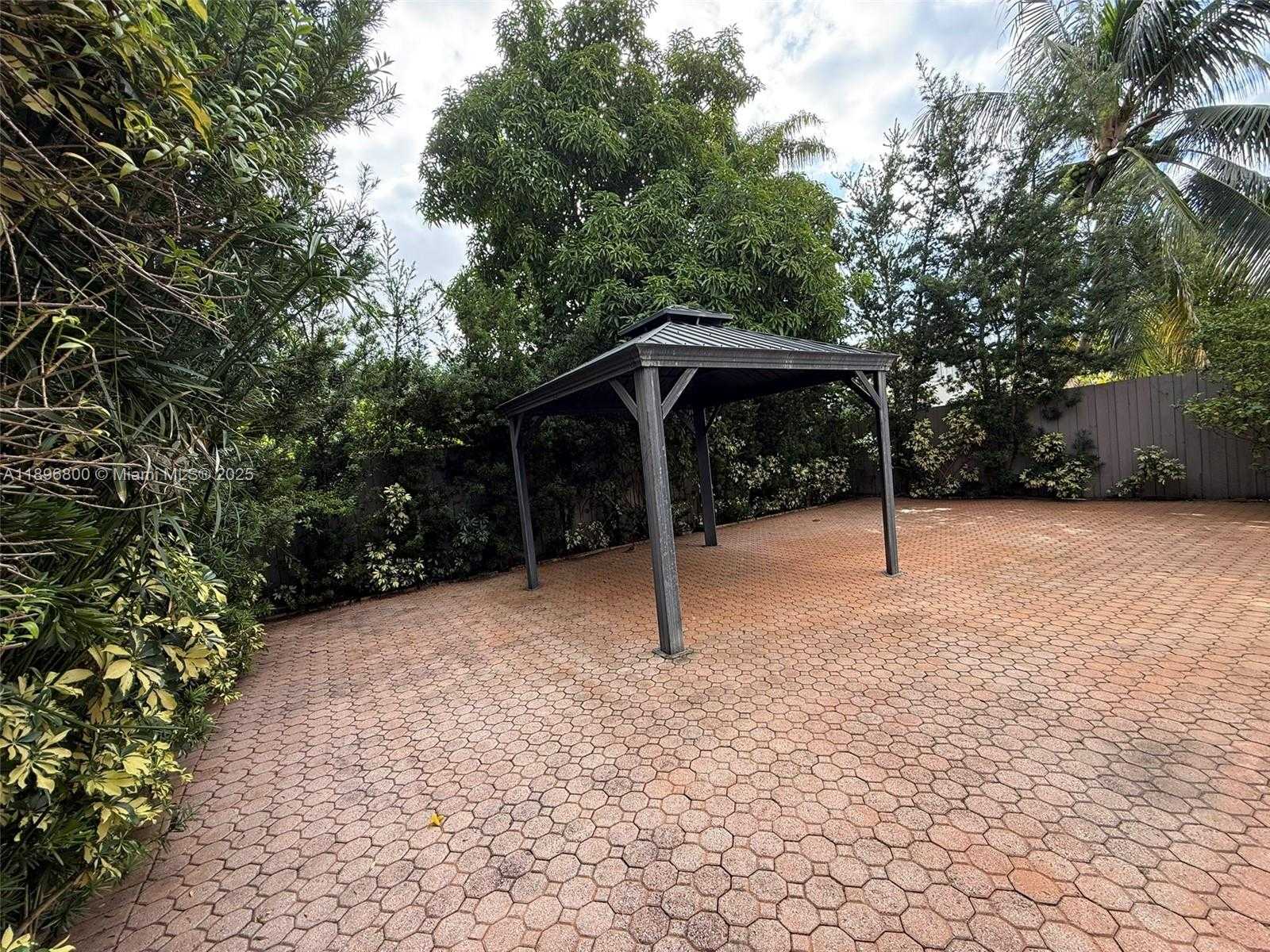 Small Image of 3119 NORTH WEST 99TH PL, Doral Number 37