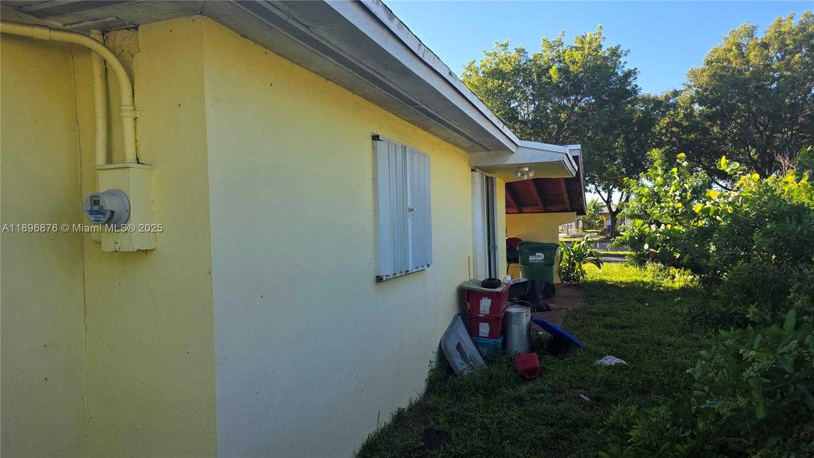 Small Image of 2915 NORTH WEST 183RD ST, Miami Gardens Number 9